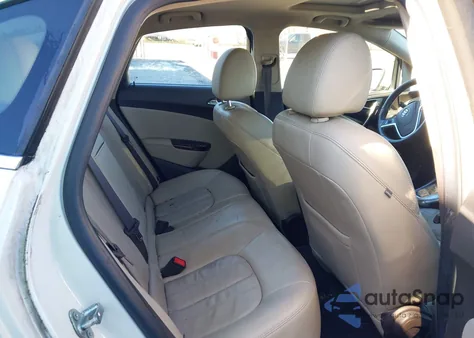 2015 Buick Verano Leather Group z USA, uszkodzony, nr VIN 1G4PS5SK7F4184841